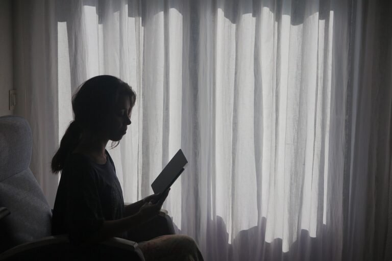 reading, woman, book-4465904.jpg